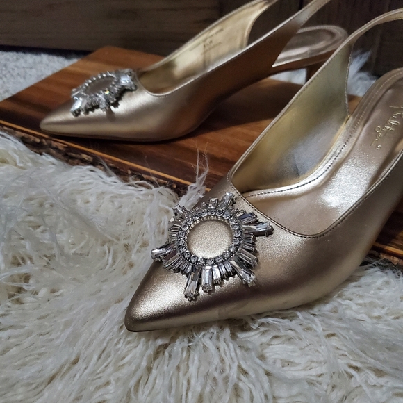 LAST CHANCE Lilly Pulitzer Shaina Jewel Pumps - Picture 2 of 6